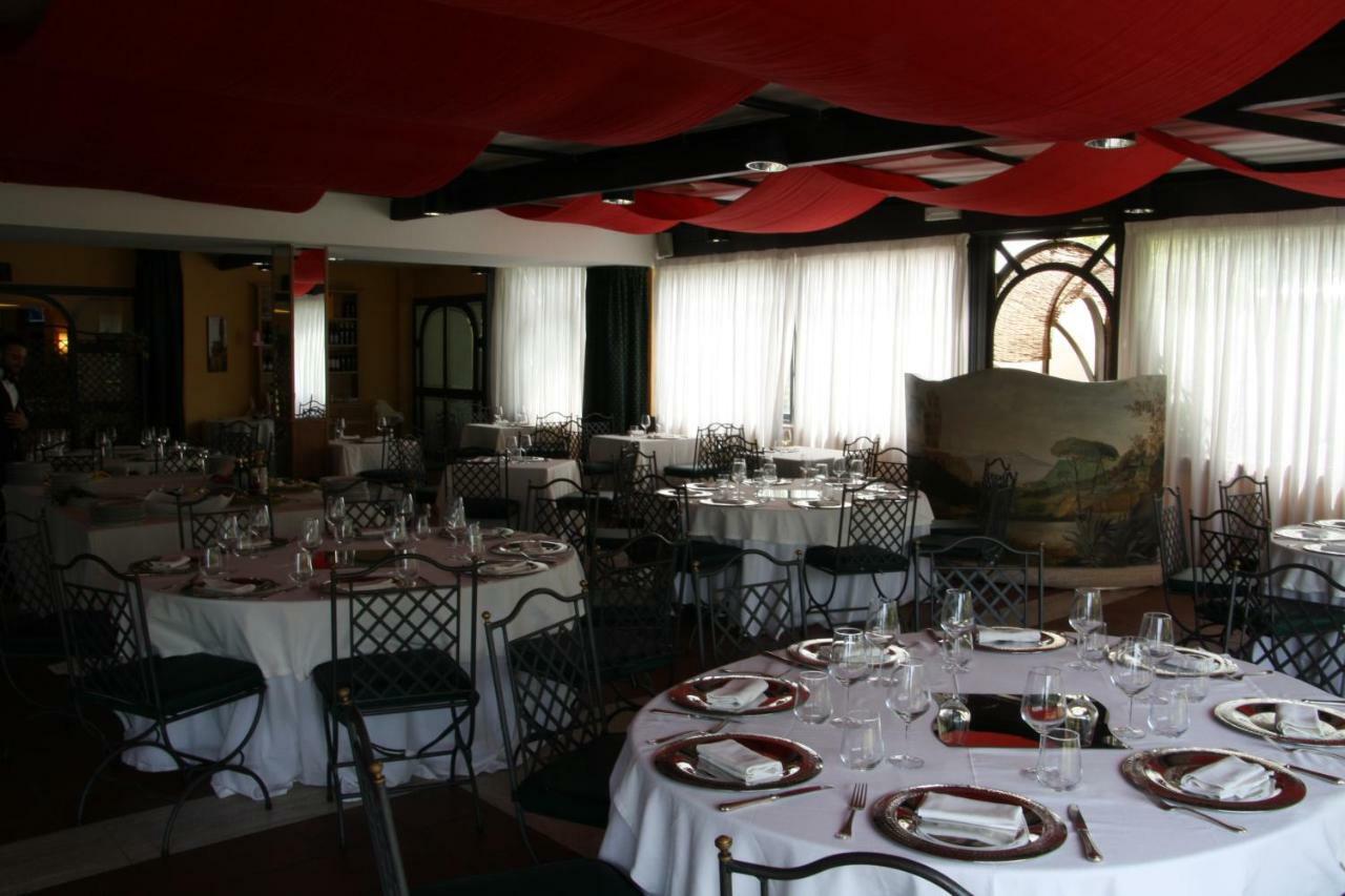 Culture Hotel Villa Capodimonte Naples Exterior photo