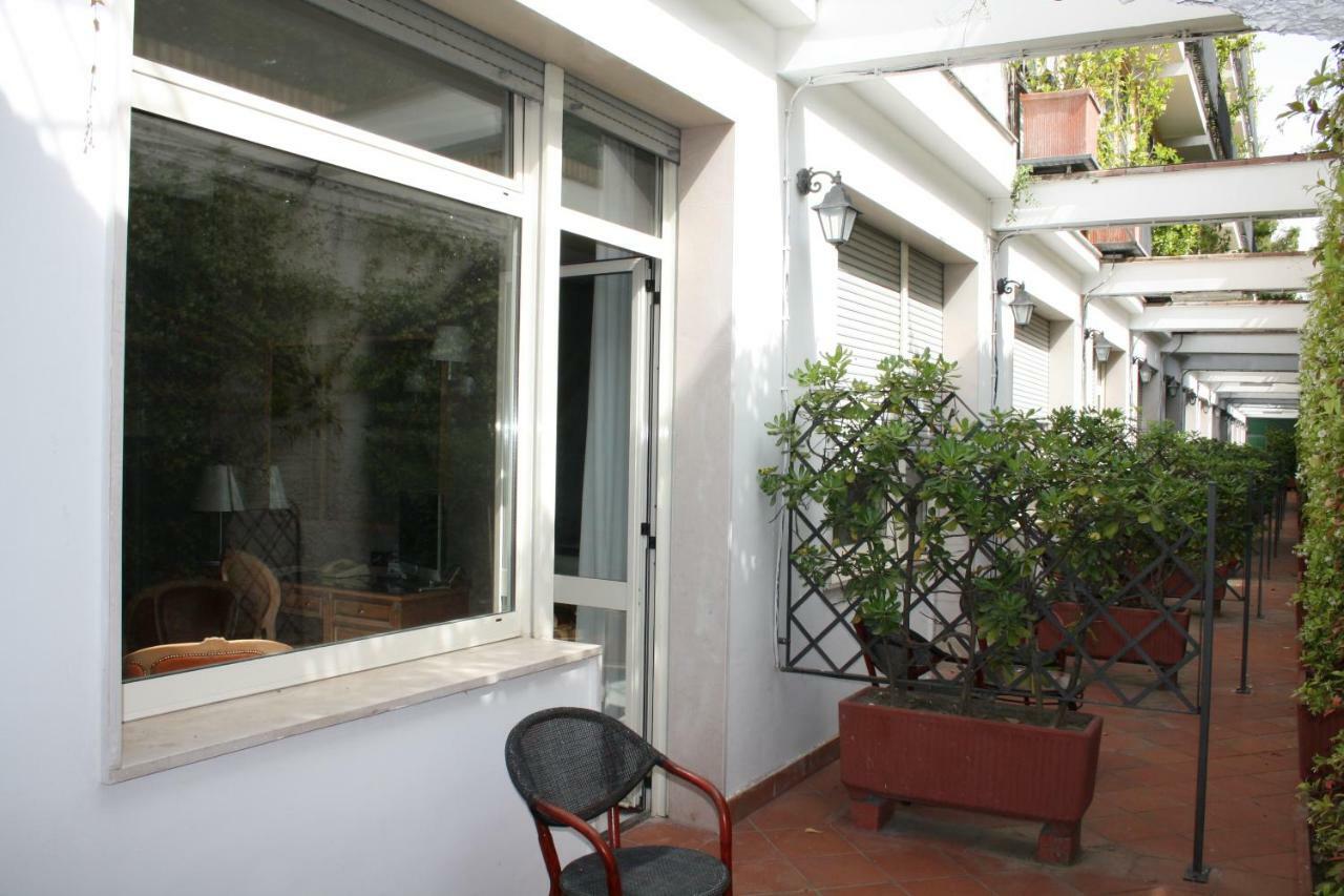 Culture Hotel Villa Capodimonte Naples Exterior photo