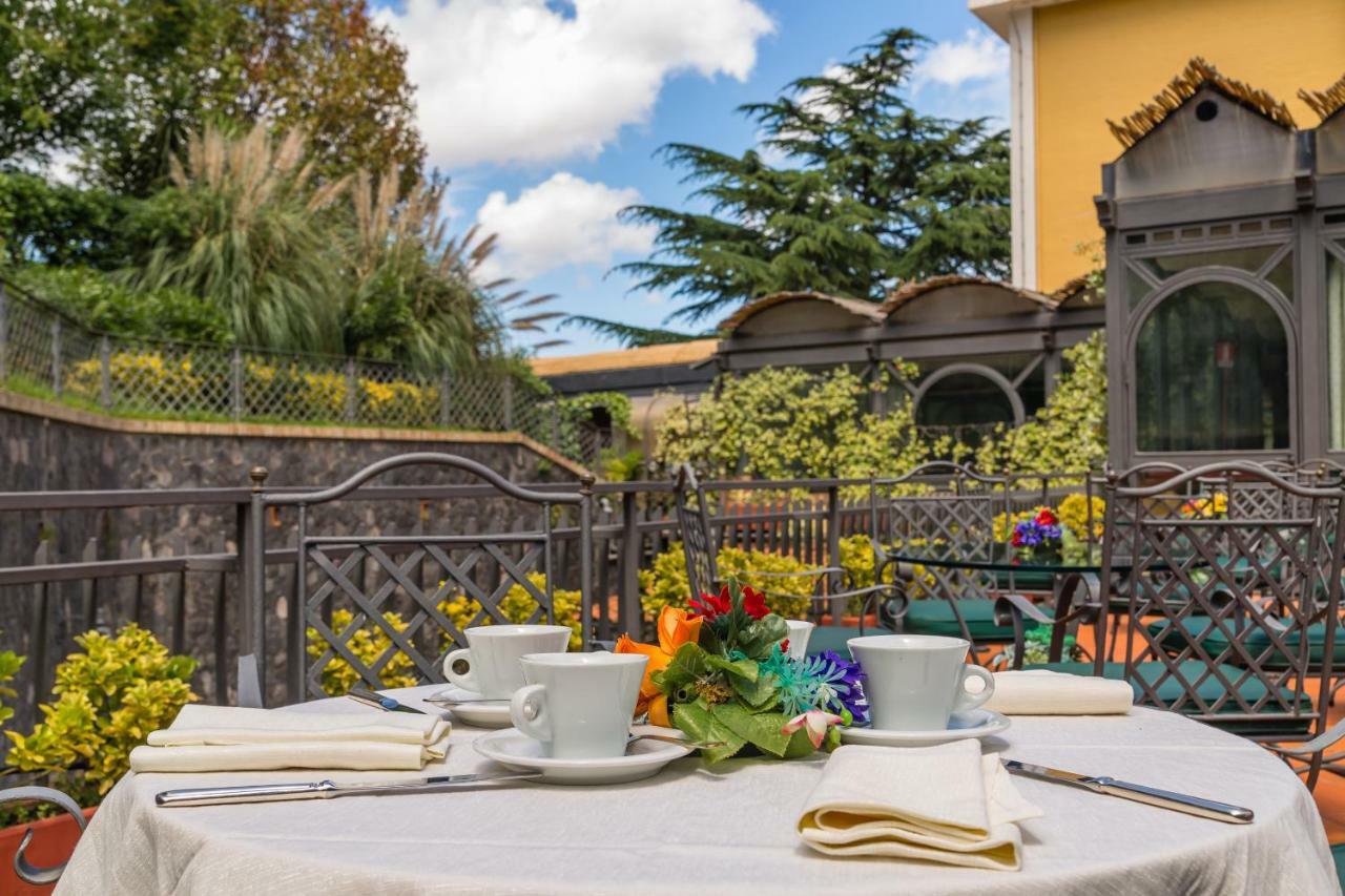 Culture Hotel Villa Capodimonte Naples Exterior photo